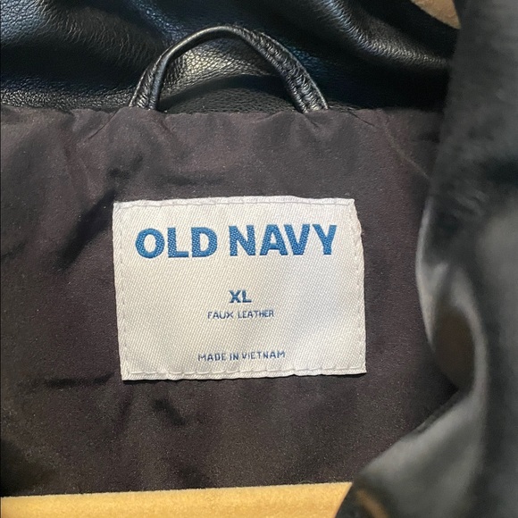 Old Navy Sleek Black Quilted Jacket Size XL WOMEN’S. Like new - Picture 2 of 6